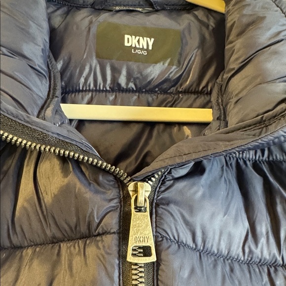 DKNY Navy Blue Puffer Jacket with Hood Size L Women’s - Picture 7 of 11